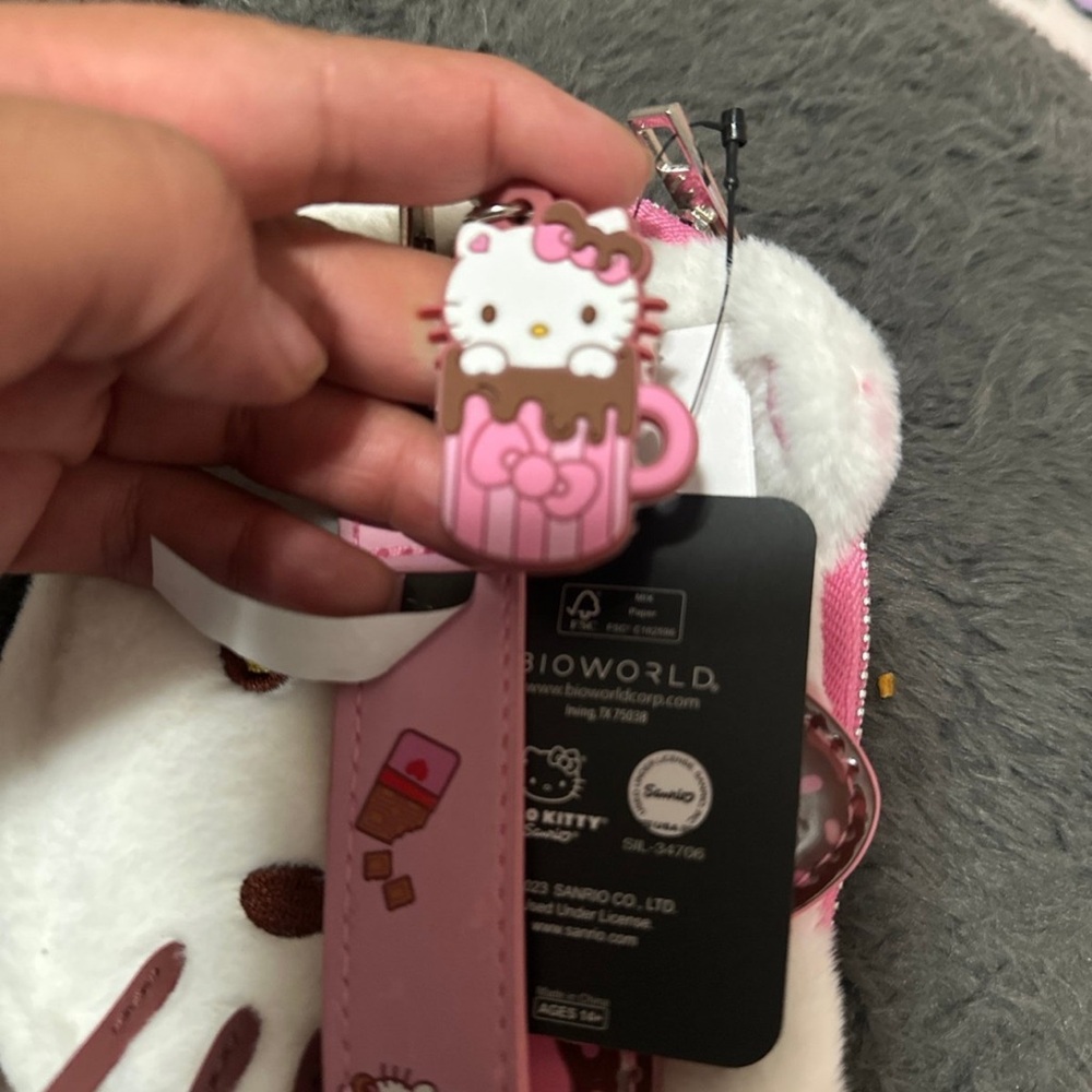 Hello kitty - Picture 4 of 4